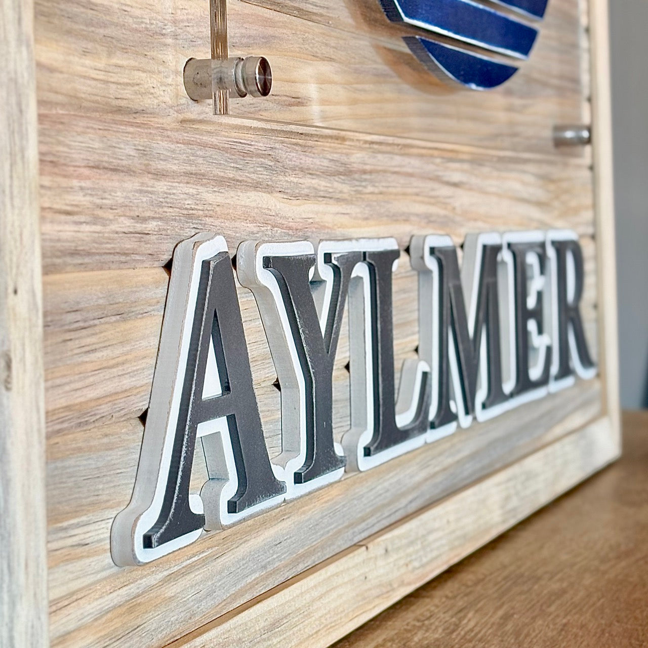 Affiches en bois